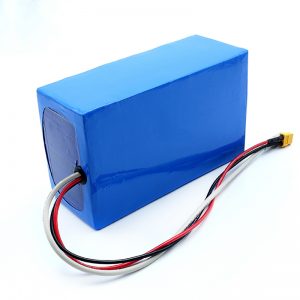 Batteria ricaricabile al litio 36V 10Ah Li-on 18650 per skateboard elettrico